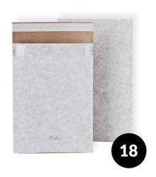 Kartonkikuori 18 valkoinen 267x376mm tarrasuljenta 100kpl